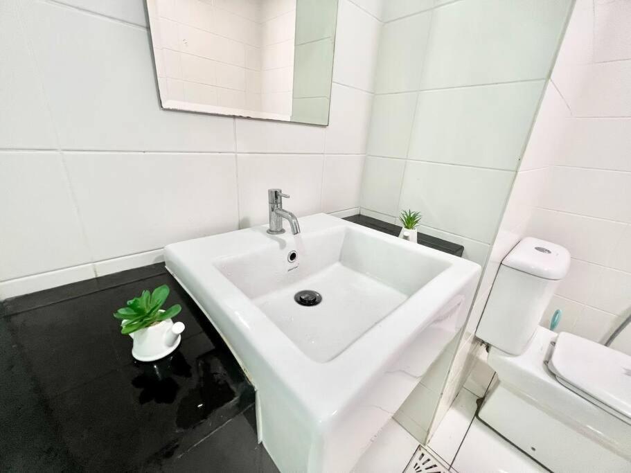 D 1-5Pax Cozy Home Trefoil Setia Alam 3Bed Wifi &Tv Shah Alam Setia City Mall Luaran gambar